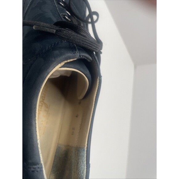 Salvatore Ferragamo Women’s Blue Suede shoes Size 9 2A - Picture 8 of 10